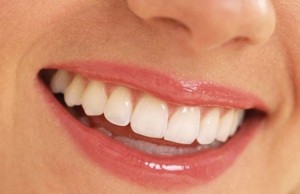 Denti-bianchi-586x379